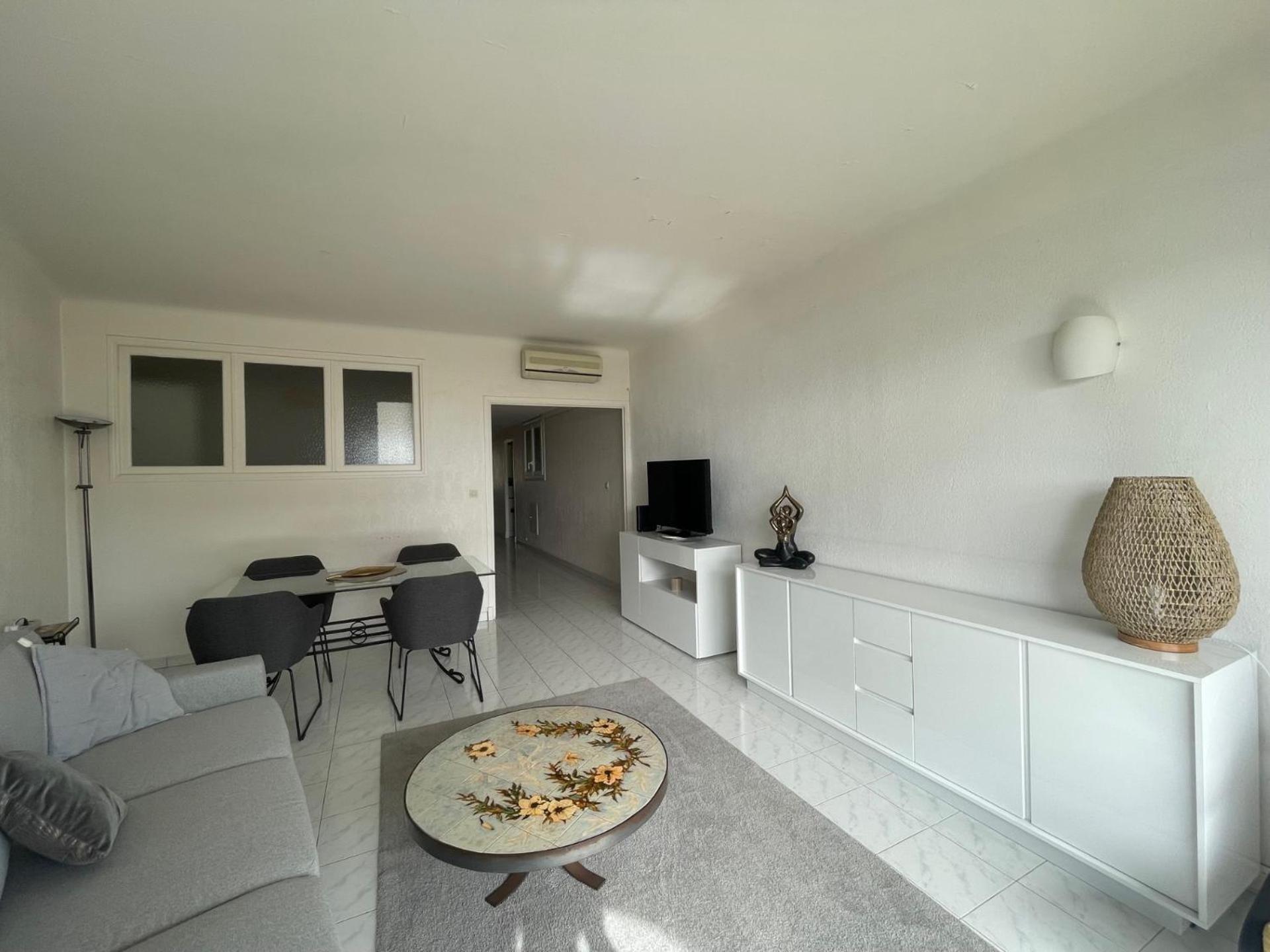Cannes: Croisette Quartier Martinez - 90m² Cannes
