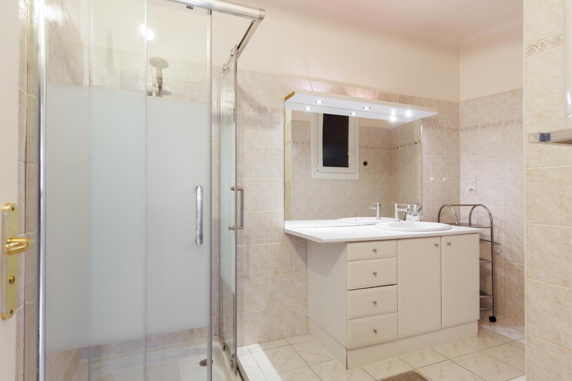 Cannes: Croisette Quartier Martinez - 90m²